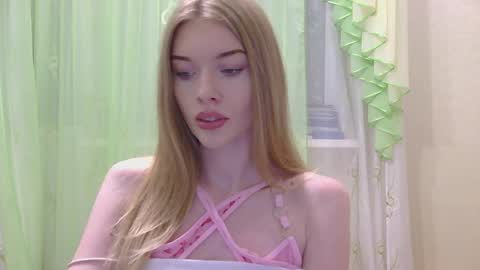 Marina online show from September 2025 06:22:02 PM