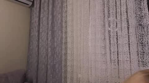 Jessy online show from April 2026 07:07:02 PM