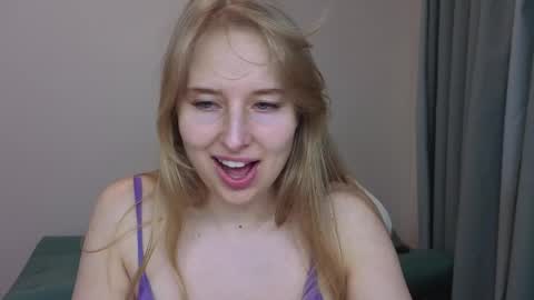 Jessy online show from May 2026 07:33:01 PM