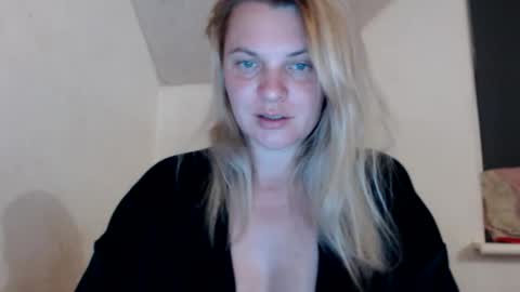 jessyangels online show from June 2026 07:42:01 PM