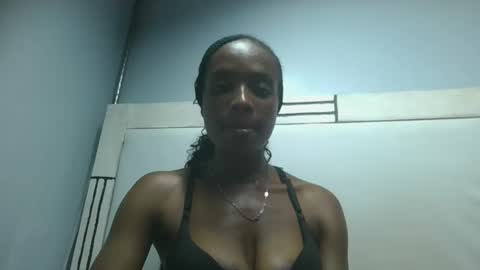 jessybabie online show from November 2025 06:07:02 PM