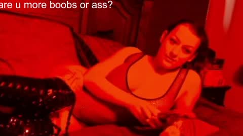 Snapshot of jessyboi0504 chatting on April 2026 12:18:01 PM seductress Cyber Succubus online show from April 2026 12:18:01 PM