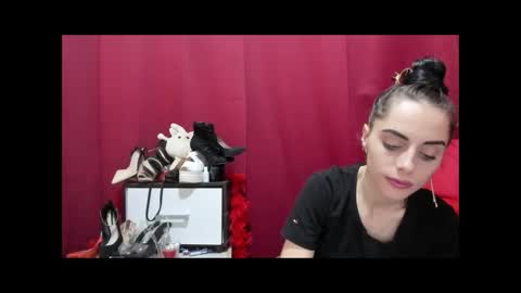 Snapshot of jessystarrr chatting on May 2026 10:32:01 AM Jessy online show from May 2026 10:32:01 AM