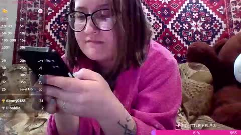 Snapshot of jessystoune1 chatting on November 2025 08:14:02 AM Bye everyone i cant see any reason to stay here wish u luck online show from November 2025 08:14:02 AM