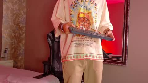 Jessy online show from June 2026 09:09:01 PM