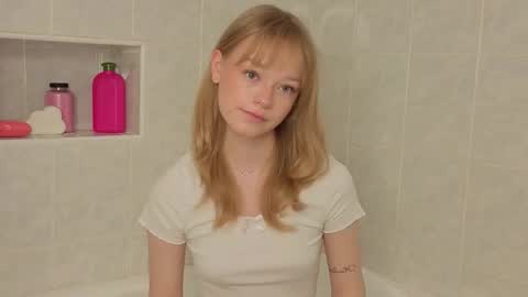 Gwen online show from January 2026 08:16:01 AM