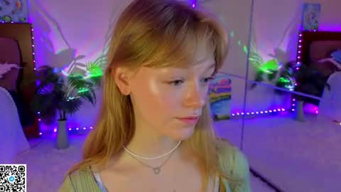 Snapshot of jewellhogan chatting on July 2026 09:52:02 PM Gwen online show from July 2026 09:52:02 PM