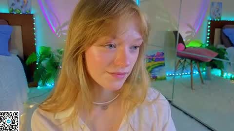 Snapshot of jewellhogan chatting on July 2026 08:12:02 PM Gwen online show from July 2026 08:12:02 PM