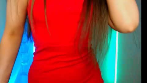 Snapshot of jewelrosse chatting on October 2025 07:58:02 PM Jewel online show from October 2025 07:58:02 PM