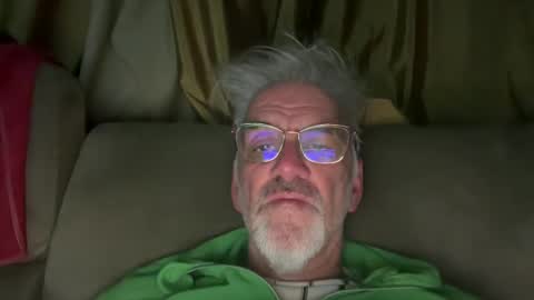 jewlronny online show from December 2024 10:02:02 PM