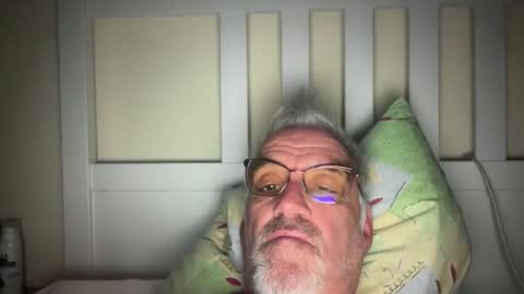 jewlronny online show from December 2025 05:59:01 AM