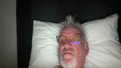 jewlronny online show from April 2026 05:32:01 AM