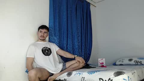 Juan David online show from December 2024 10:44:02 AM