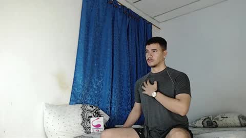 Juan David online show from January 2025 11:06:01 AM