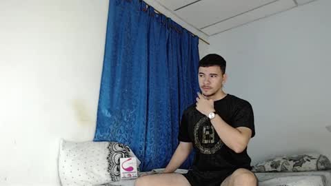 Juan David online show from January 2025 11:11:01 AM