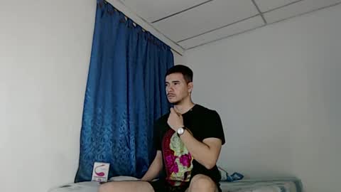 Juan David online show from February 2025 11:13:02 AM