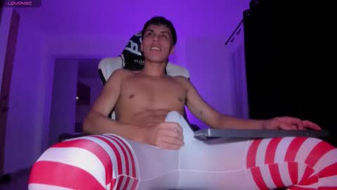 Jeyden Camilo online show from November 2025 12:44:01 AM