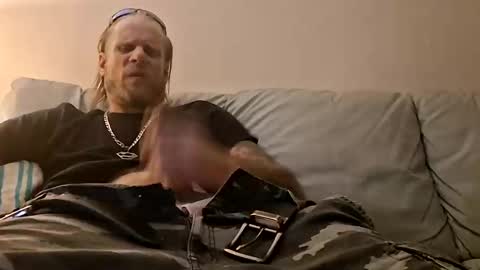 jeyhardsmashin69 online show from October 2025 02:30:01 AM