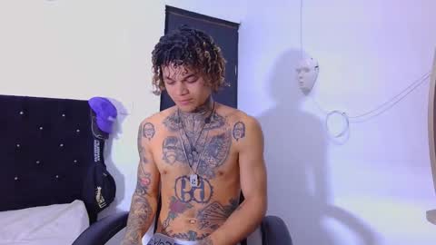 Snapshot of jeykob_23 chatting on November 2025 11:27:02 PM JEYKOB online show from November 2025 11:27:02 PM