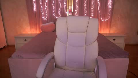 Jeysy online show from February 2026 05:33:01 PM