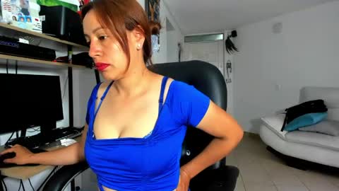 Snapshot of jezabel_purple chatting on May 2026 02:47:01 PM Camila online show from May 2026 02:47:01 PM