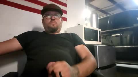 Snapshot of jg1002 chatting on November 2025 01:05:02 AM jg1002 online show from November 2025 01:05:02 AM