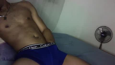 Snapshot of jg1105 chatting on January 2025 04:34:02 AM jg1105 online show from January 2025 04:34:02 AM