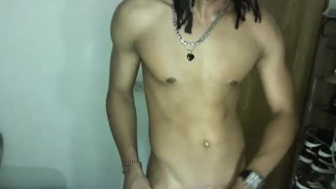 Snapshot of jg1105 chatting on May 2026 09:06:01 AM jg1105 online show from May 2026 09:06:01 AM