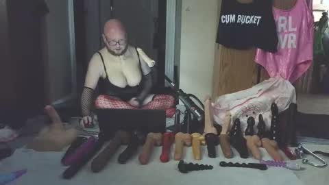 Nasty Cumslut online show from November 2025 06:01:02 PM