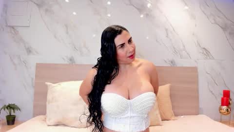 jhasly online show from February 2026 10:25:01 AM