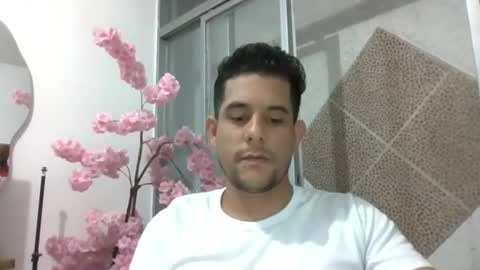 Snapshot of jhavi_01 chatting on July 2026 05:51:01 AM jhavi_01 online show from July 2026 05:51:01 AM