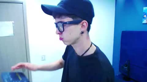 Jheampiero online show from September 2025 01:58:01 PM