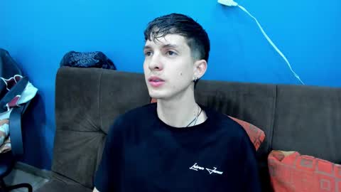 Jheampiero online show from December 2025 12:47:02 PM