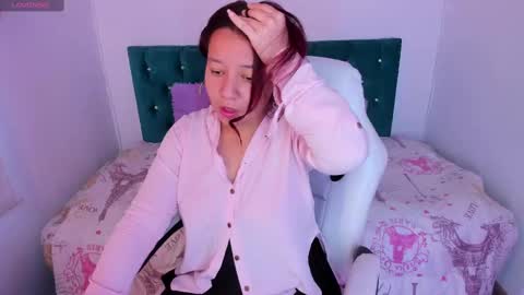 Jhiinny online show from February 2025 12:05:02 PM