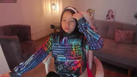 Jhiinny online show from September 2025 03:05:01 AM