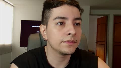 Jhoan Saenz online show from October 2025 04:49:01 PM