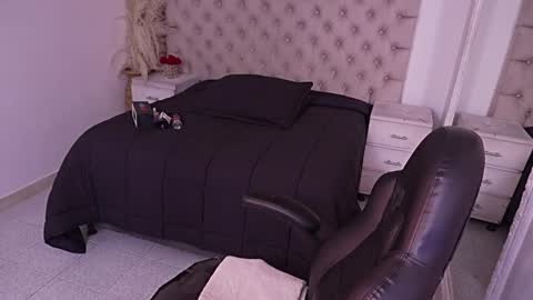 jhoanleandro online show from March 2026 06:08:01 AM