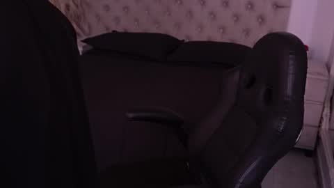 jhoanleandro online show from March 2026 06:02:01 AM