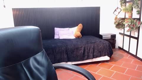 Jhoel online show from November 2025 10:10:02 PM