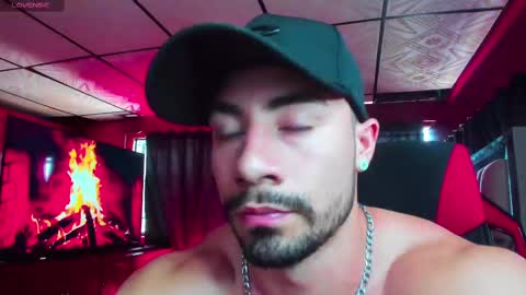 Jhojan Strong  online show from March 2025 07:38:01 PM