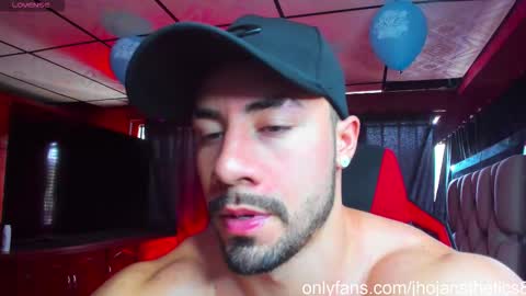 Jhojan Strong  online show from October 2025 05:43:01 PM