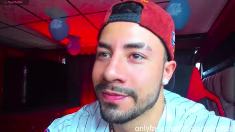 Jhojan Strong  online show from October 2025 08:17:02 PM