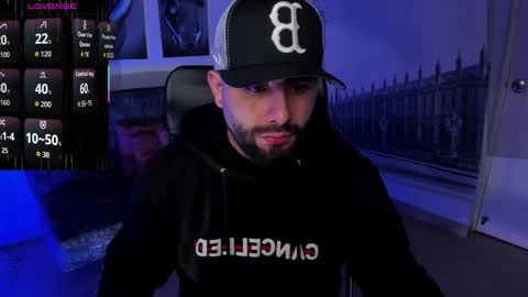 John Bear.... online show from November 2025 11:01:02 AM