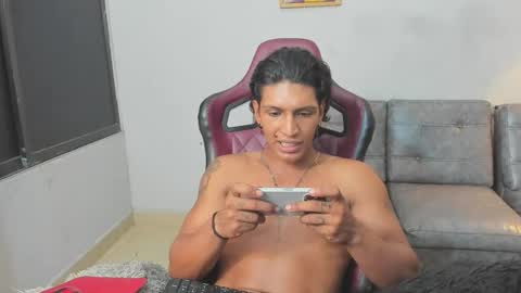 Snapshot of jhon_cooper18 chatting on March 2026 05:03:01 AM jhost online show from March 2026 05:03:01 AM