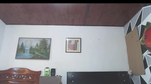 jhon tommy online show from December 2024 02:11:01 PM