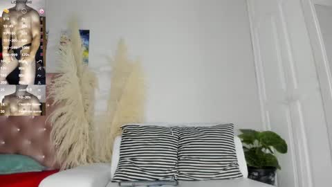 jhonaldsw online show from March 2025 12:41:02 PM