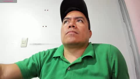 Snapshot of jhonatan_morales_s chatting on April 2026 02:11:01 AM jhonatan_morales_s online show from April 2026 02:11:01 AM