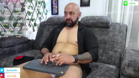 Snapshot of jhondick609 chatting on December 2024 04:38:01 PM JhonD online show from December 2024 04:38:01 PM