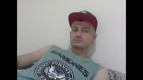 jhonny_6695 online show from March 2025 11:42:01 PM