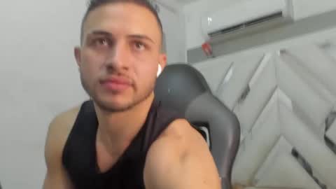 Snapshot of jhonny_flames7 chatting on February 2025 03:40:01 AM jhonny online show from February 2025 03:40:01 AM